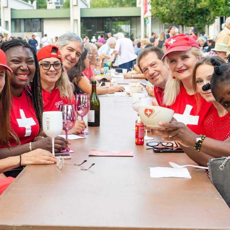 Ambiance chaleureuse à la fête du 1er août 2025 à Vernier © Nicolas Dupraz