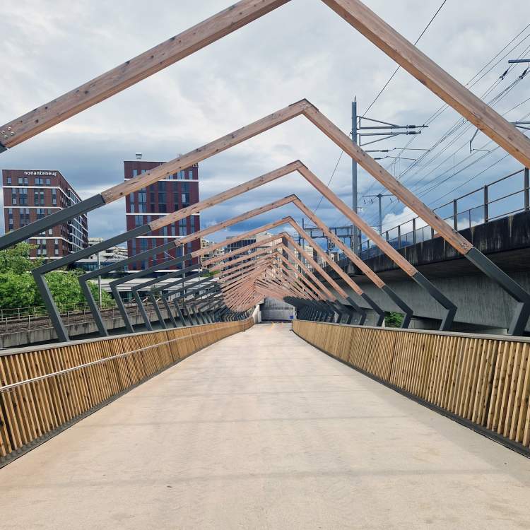 Passerelle de l'Aventure