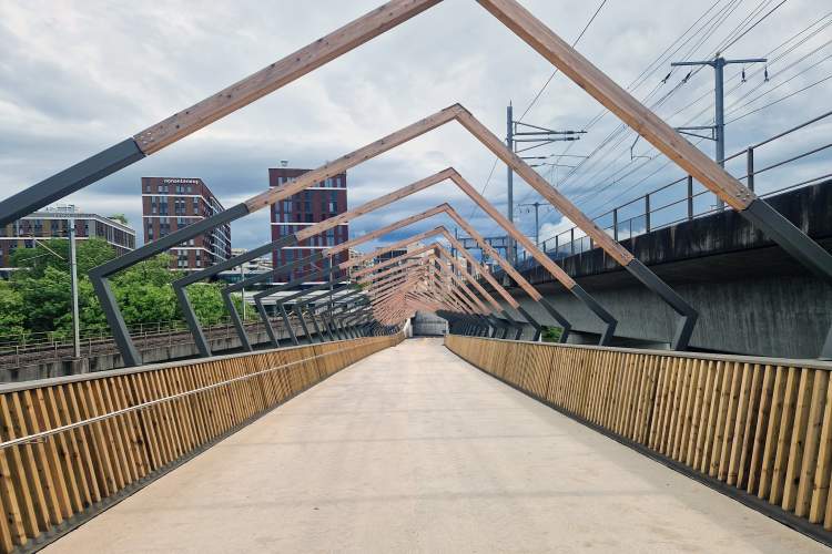 Passerelle de l'Aventure